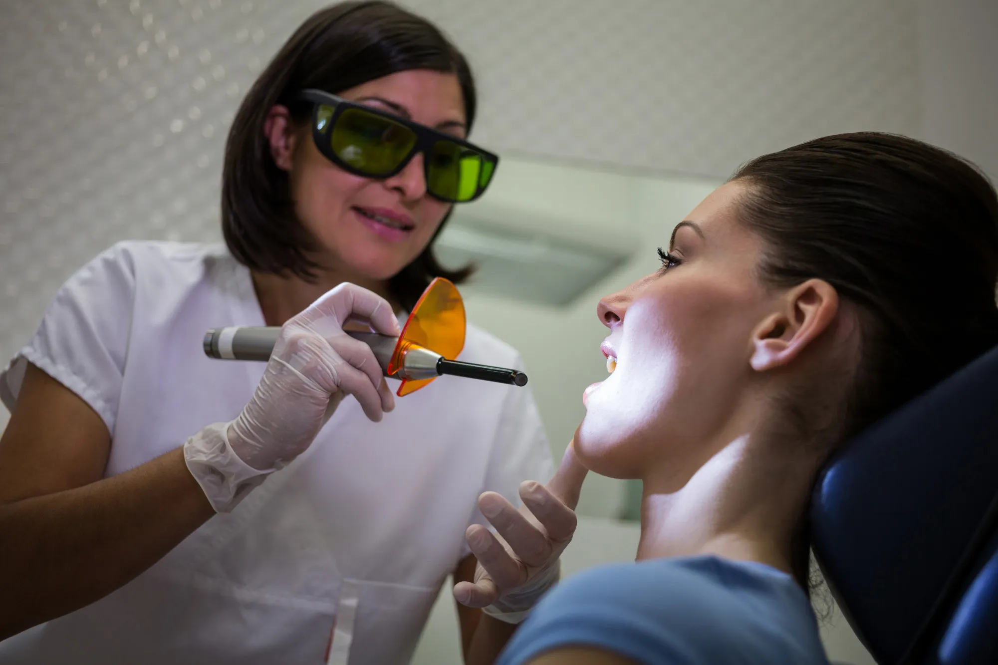 What to Expect During a Tooth-Colored Filling Procedure
